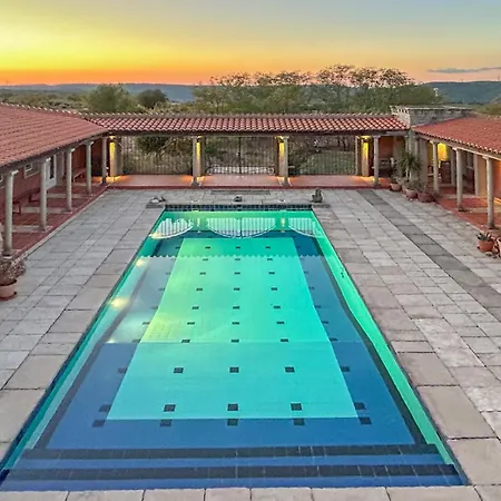 Prázdninový dům Amazing In Cazelles, *