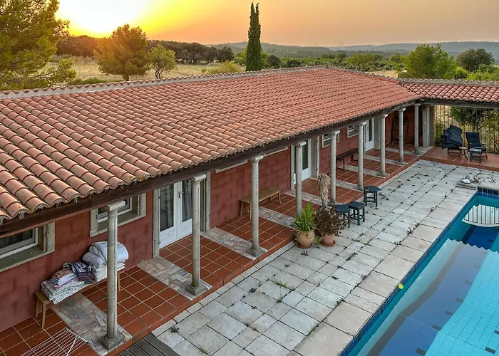 Vakantiehuis Amazing In Cazelles, *