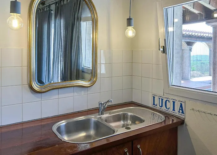 Amazing In Cazelles, Vakantiehuis Agel